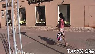 I pose and fuck on webcam sucking and blowing for cum in this teen casting.