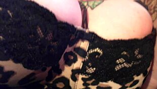 Mi esposa masturbandose