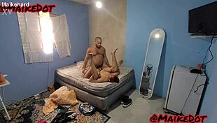 Demolindo a cabana do pica-pau vermelho!