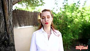 Kira, the naughty 32-year-old nurse, seduces in lingerie.