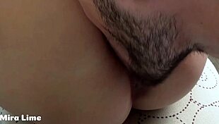 licking pussy till she cums dripping?