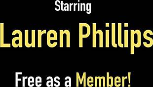 Lauren Phillips Masturbates in Hot Solo Dildo Fucking Show