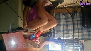 In Texas, a mature BBW Latina rides a monster cock bareback in doggystyle before a cumshot.