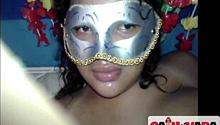 i can’t believe gorda peituda takes two huge cocks and finishes