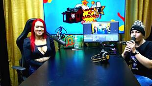 bia arches on table for hot presenter 😏🔥