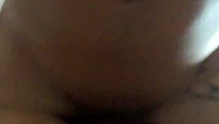 trying to pack my bags but millyslascy distracts with big tits! 😍