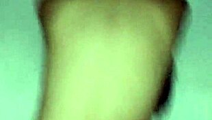 want to see this zorrita rica bent over?