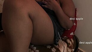 Desi India It Girl Stuns With Her Radiant Beauty And Grace