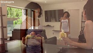 Watch Lola and Zariah's hardcore anal fucking now?