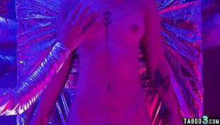 Hot trannies blow cis blondie 😍