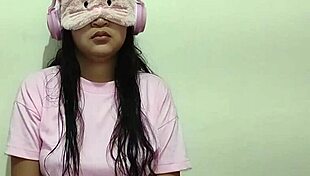 Blindfolded innocent girl tricked into sucking huge cock