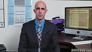 Hardcore gay manager proves to be a challenging stud to satisfy.