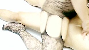 Vietnamese Technique For Wife's Pleasure