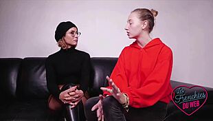 the queen 20ans has very naughty ideas