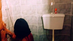 Wow, this sex-addicted receptionist nailed me in my hotel room! 😍