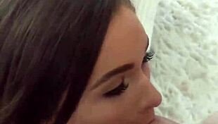 hidden video of zoe bloom's loud reactions