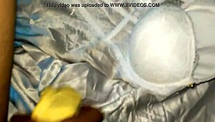 Ao Dai Em Gai In A Traditional Vietnamese Dress