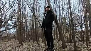 Topless curvy girl sucks cock in public park with blowjob