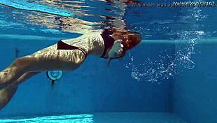 tiffany tatum fingering her tight pussy poolside