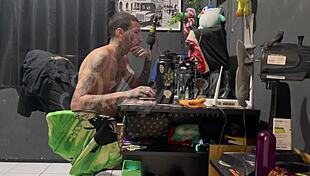 Minha Empregada Safadinha Ficou Querendo Putaria Na Hora Do Serviço!