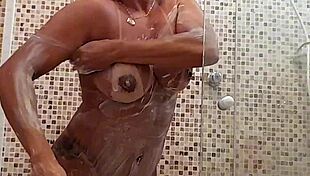 Beautiful milf teases swollen clit in homemade brazilian solo