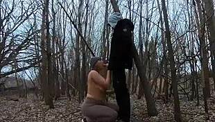 Topless curvy girl sucks cock in public park with blowjob