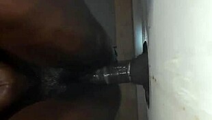 Hood milfs in texas show off their asses with thot vibes