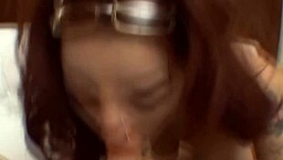 Tattooed Babe Sucking Cock In Amateur Blowjob Scene