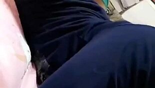 Pendeja con gran culo