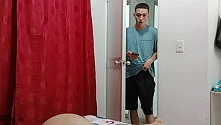 Franc the STEPBROTHER MASTURBATES while WATCHING his STEPSISTER Vayolet in LATINA ASS ACTION