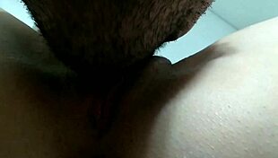 Greedy wife craves intense fucking with amateurs