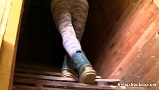 i was interogating lara croft in the militry prison setting