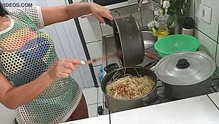 is sarah rosa's big tits bouncing while she cooks that sexy macaroni?