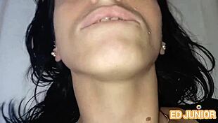 Ed Junior fucks Vitória in jeans