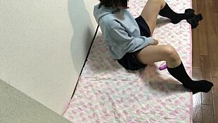 일본 아마추어가 첫 자위로 세게 사정해