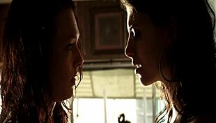 Julia Voth seduces with kissing and sucking in lesbian fucking scene