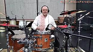 Aimee, milful rus fierbinte, spune deschide picioarele, mamă folosind dildo 😏