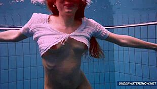 Wow, check Marketa's amazing hairy underwater show! 🏊‍♀️