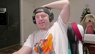 hey, peter parker's exposed in this uncensored cosplay therapy?