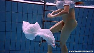 Wow, check Marketa's amazing hairy underwater show! 🏊‍♀️