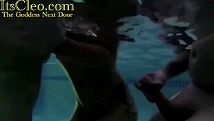 Intriguing gagging scene with Cleo and Annie Knight underwater