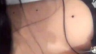 i love sexting with big tits teen student