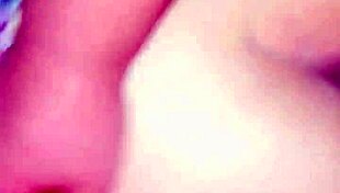 Ella dice: Fóllame duro en posición perrito con mi gran culo