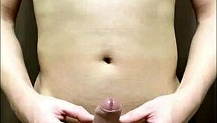 Shaved pussy and cock on display 😏