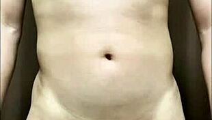 Shaved pussy and cock on display 😏