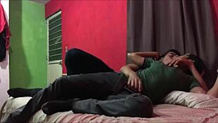 Rico Sexo Con El Marido