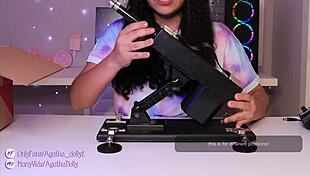 unboxing new sex machine and testing its speed