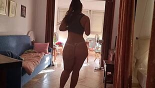 This blonde latina teen is making a personalized video showcasing her big ass