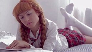 young teen couple explores sex together 😏