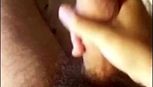 Gemidos Y Temblores De Semen En Una Rica Masturbación Chilena!